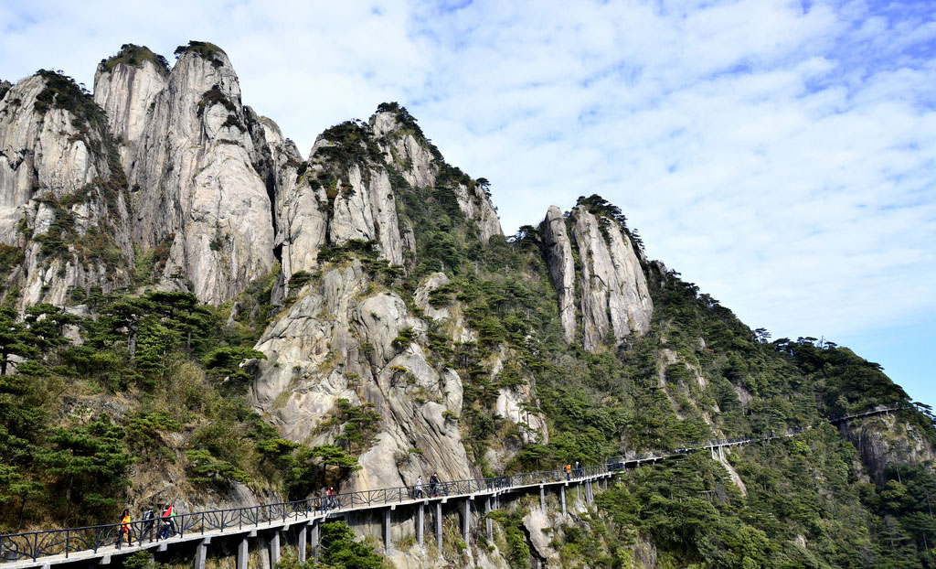 婺源三清山二日游-周边旅游-龙游杉水旅游公司